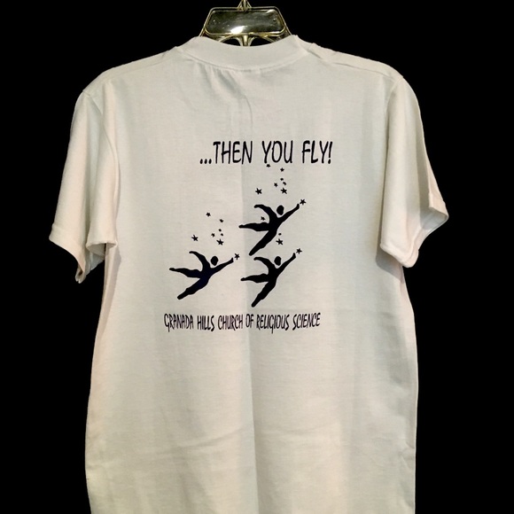 NEW Life’s a Reach Tee Sz Med Unisex - Picture 3 of 5